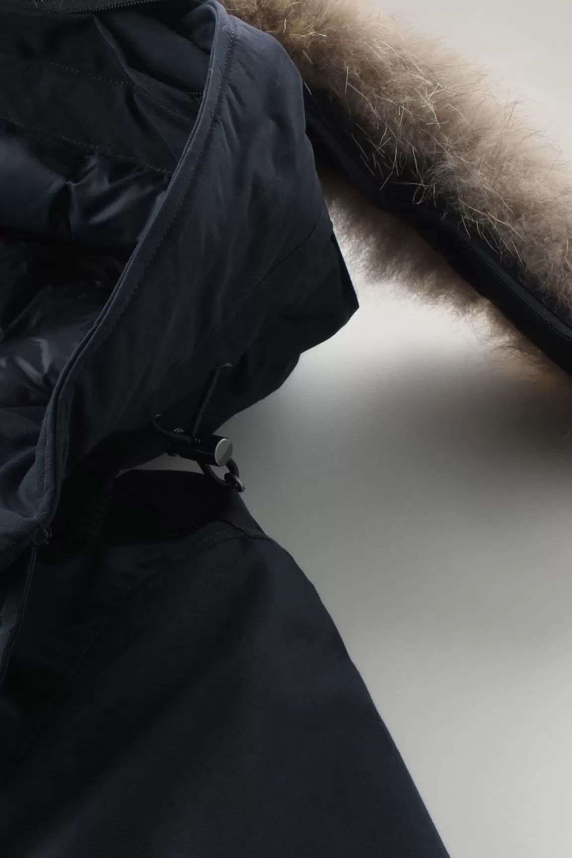 Woolrich Polar Parka Van Ramar Cloth-stof Met Hoge Kraag En Bontrand Melton Blue Store
