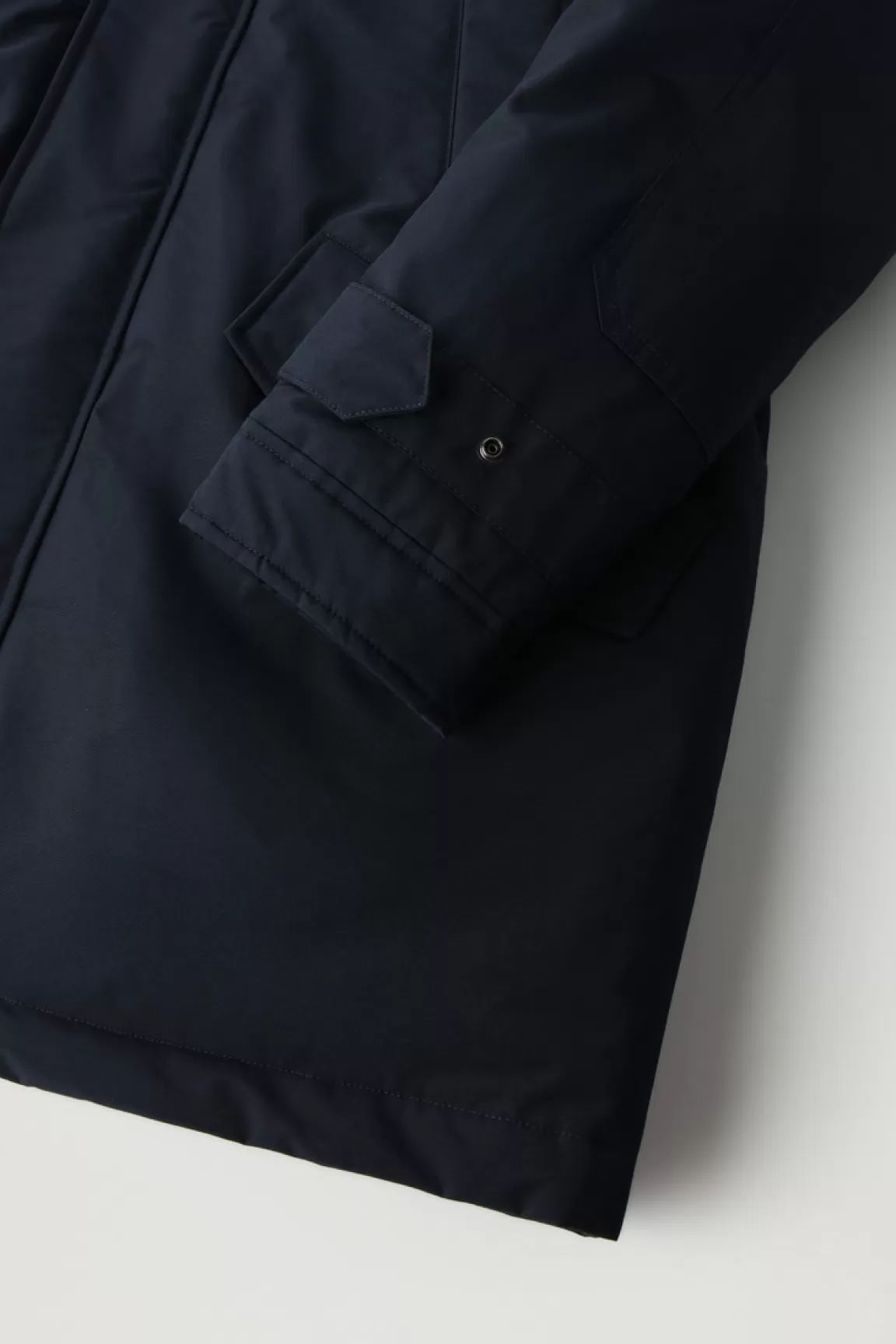 Woolrich Polar Parka Van Ramar Cloth-stof Met Hoge Kraag En Bontrand Melton Blue Store