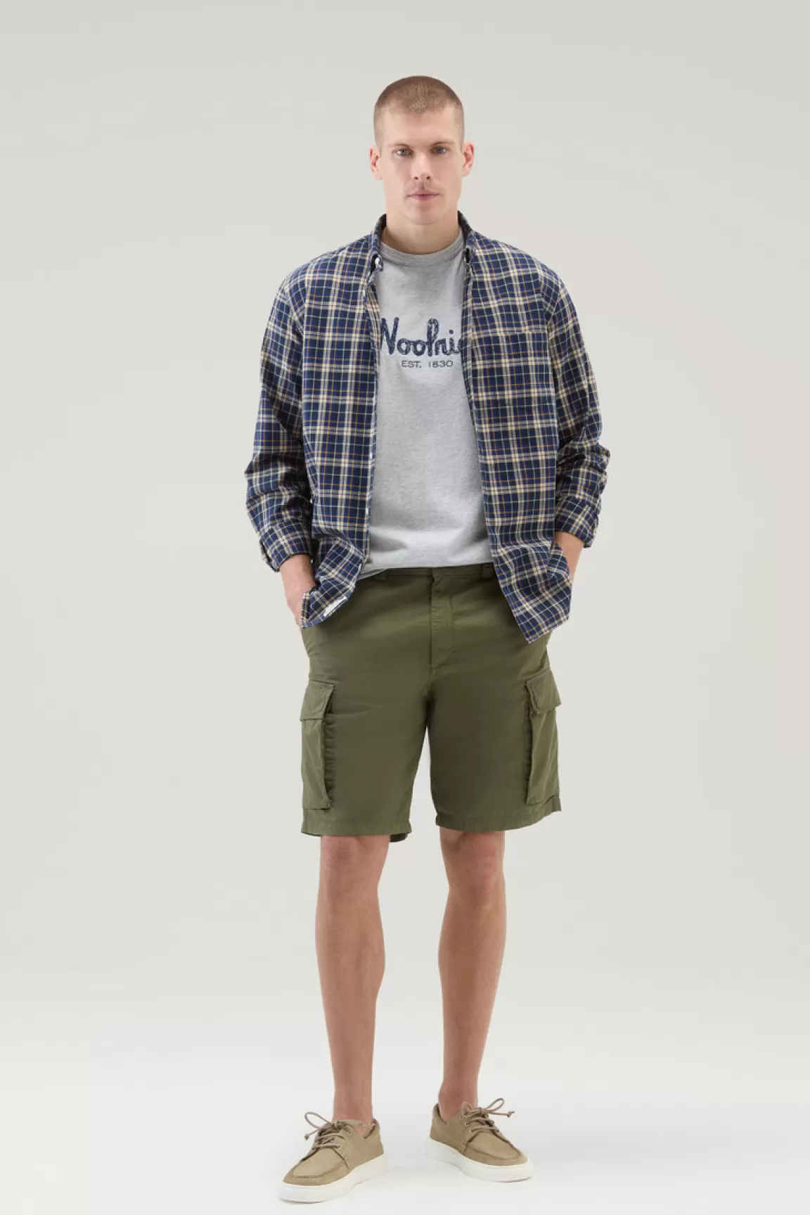 Woolrich Zuiver Katoenen T-shirt Met Borduursel Light Grey Melange Store